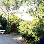 Les Jardins Du Patriarche 호텔 2*