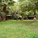 Les Jardins Du Patriarche Hotel