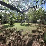 Les Jardins Du Patriarche Hotel 2*