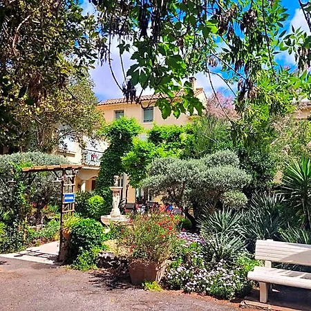 Les Jardins Du Patriarche