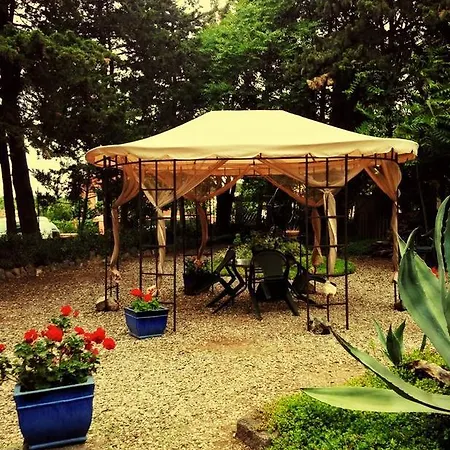 מלון Les Jardins Du Patriarche